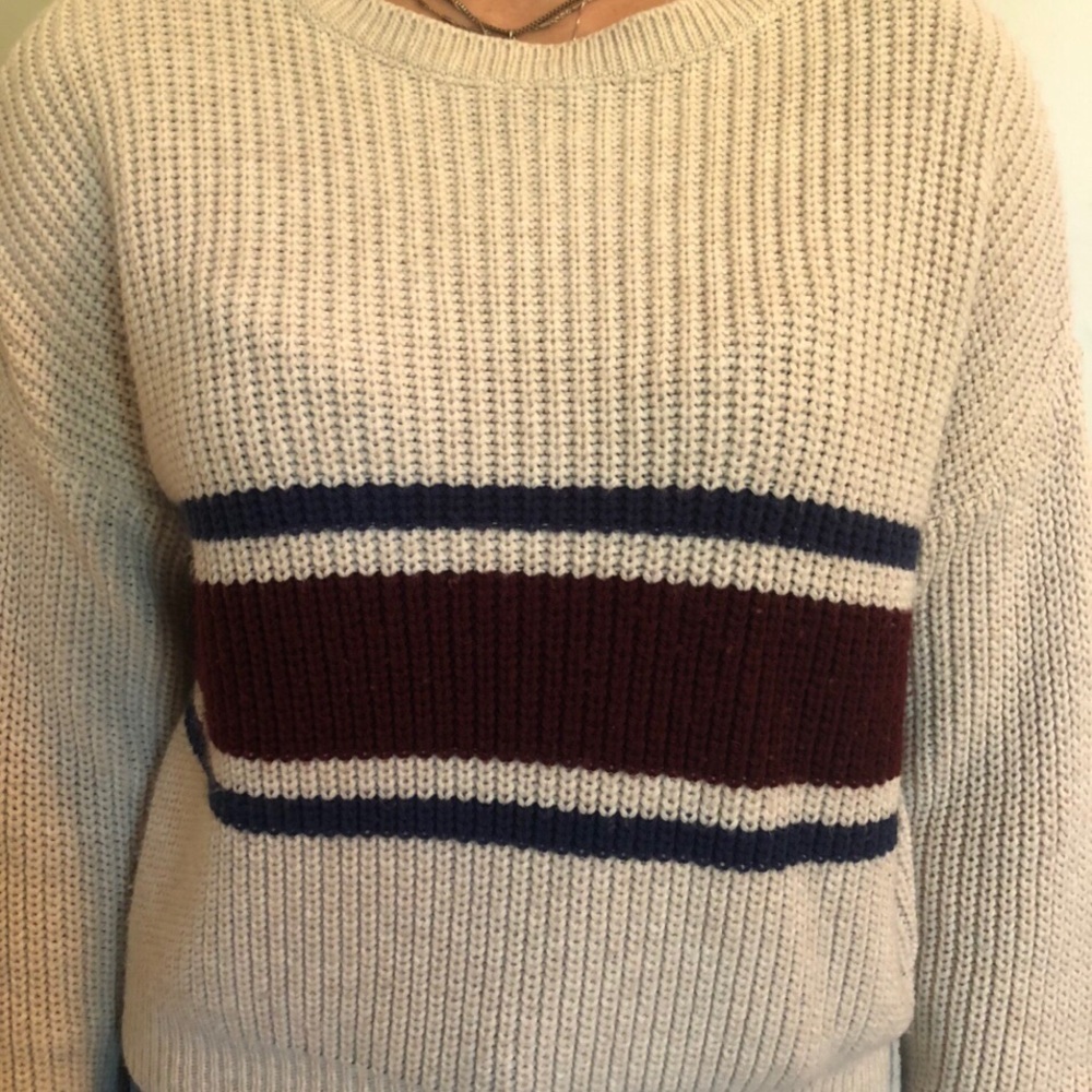 Color blocked sweater - Picture 3 of 3